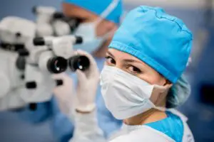 How Can You Choose Refractive Surgery?