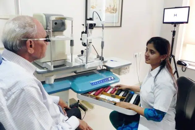 How To Choose an RLE Surgery Doctor In Ahmedabad?