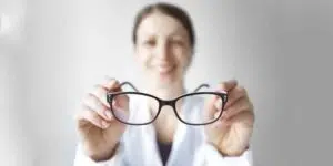 Is It Possible To Remove Specs Naturally?