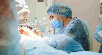 बिना फ्लैप वाली (फ्लैपलेस) लेसिक सर्जरी: प्रक्रिया, फायदे और सीमाएं – Flapless Lasik Surgery: Procedure, Benefits And Limitations In Hindi