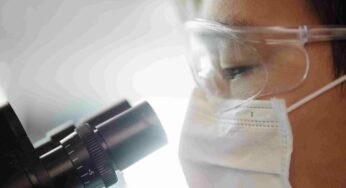 फेम्टो लेसिक: प्रक्रिया, फायदे और नुकसान – Femto Lasik: Procedure, Pros And Cons In Hindi