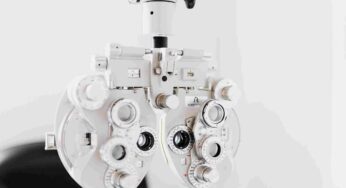विजुमैक्स लेसिक: प्रक्रिया, फायदे और जोखिम – VisuMax Lasik: Procedure, Benefit And Risks In Hindi